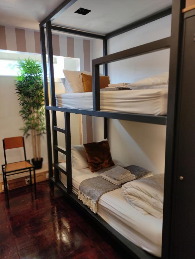 Caruma Surf Hostel มาโตซีนโญส ภายนอก รูปภาพ